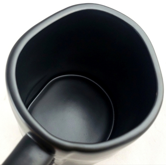 ⭐️2/ $50⭐️  Rae Dunn Black Ceramic Mat Mug Large Letters Orange GIVE THANKS - Picture 6 of 9